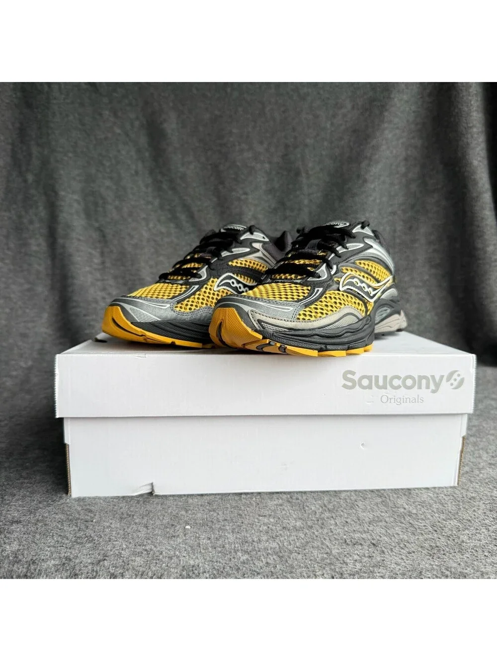 Saucony ProGrid Omni 9 Shoes Mens Size 9 Gold Carbon Running Sneakers S70739-66